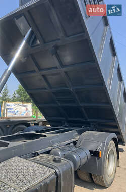 Самоскид DAF CF 2002 в Києві