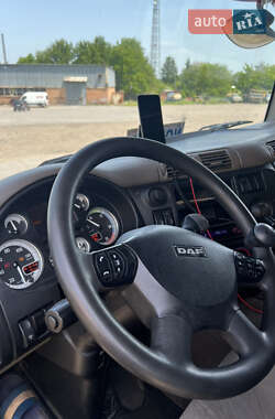 Тягач DAF CF 2008 в 