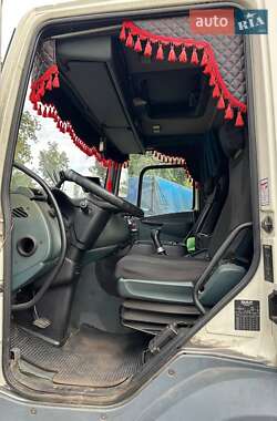 Грузовой фургон DAF CF 2006 в 