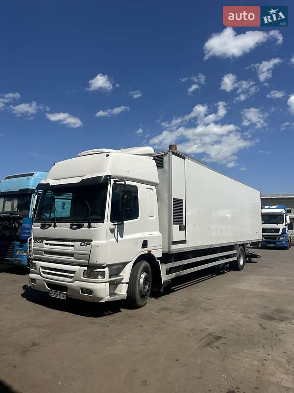 Для перевезення тварин DAF CF 2005 в 