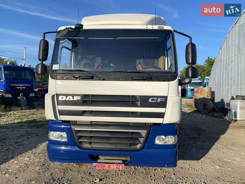 Тягач DAF CF 2013 в Козове