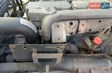 Грузовой фургон DAF CF 2001 в 