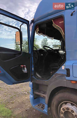 Тягач DAF CF 2005 в 