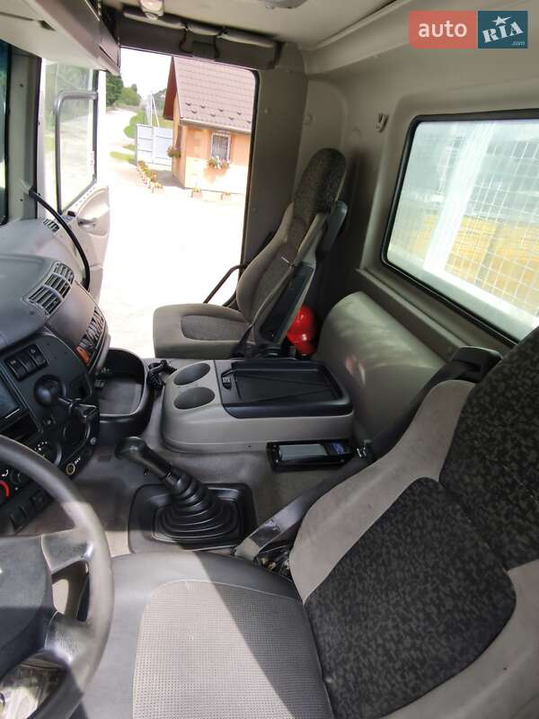 Борт DAF CF 2007 в Львове