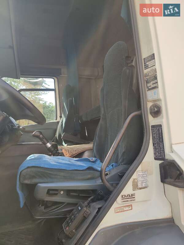 Тягач DAF CF 2003 в Синельниково
