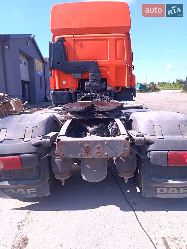 Тягач DAF CF 2015 в Ровно