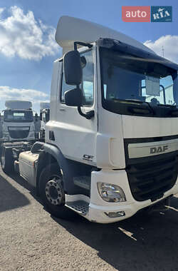 Тягач DAF CF 2016 в 
