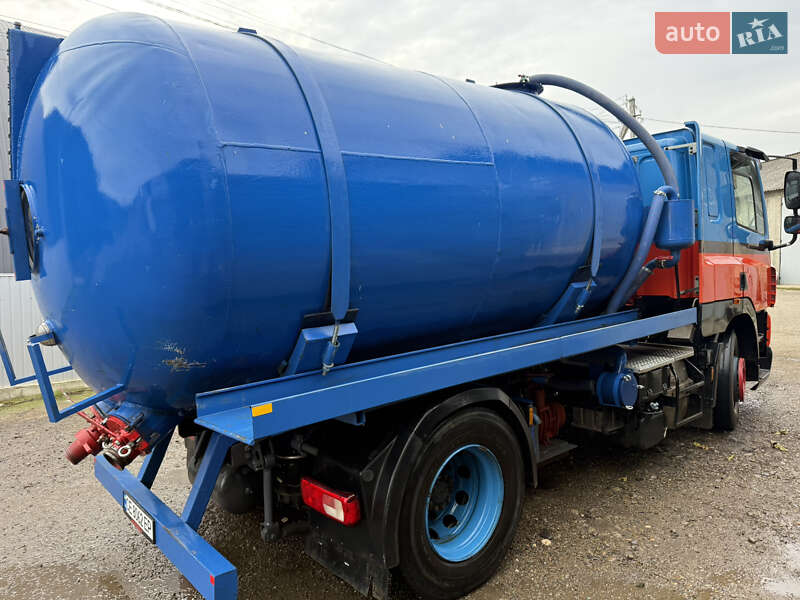 Машина ассенизатор (вакуумная) DAF CF 2013 в Черновцах