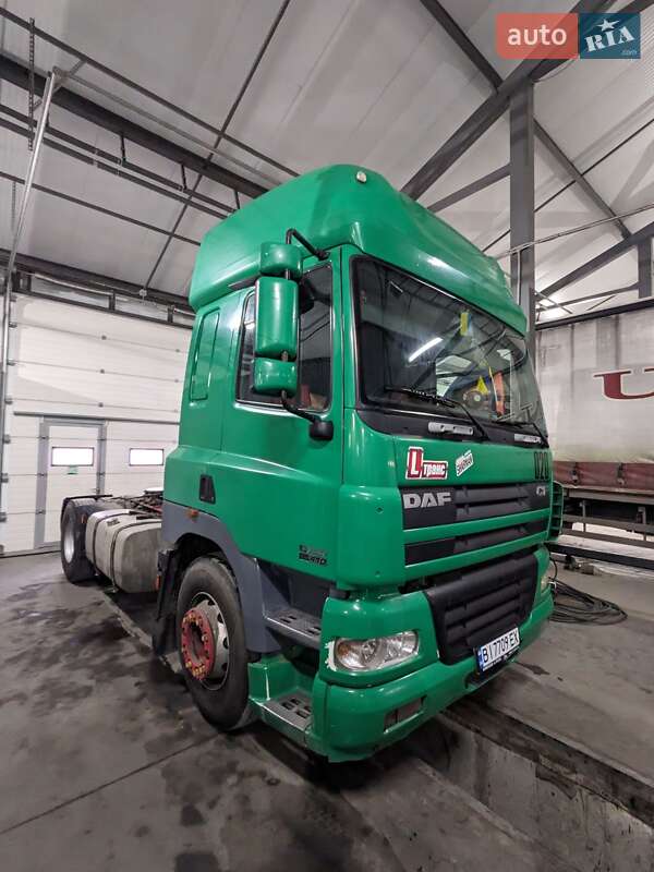 2006 DAF CF, VIN XLRTE85XC0E733582:plate — фото 1 (autoria)