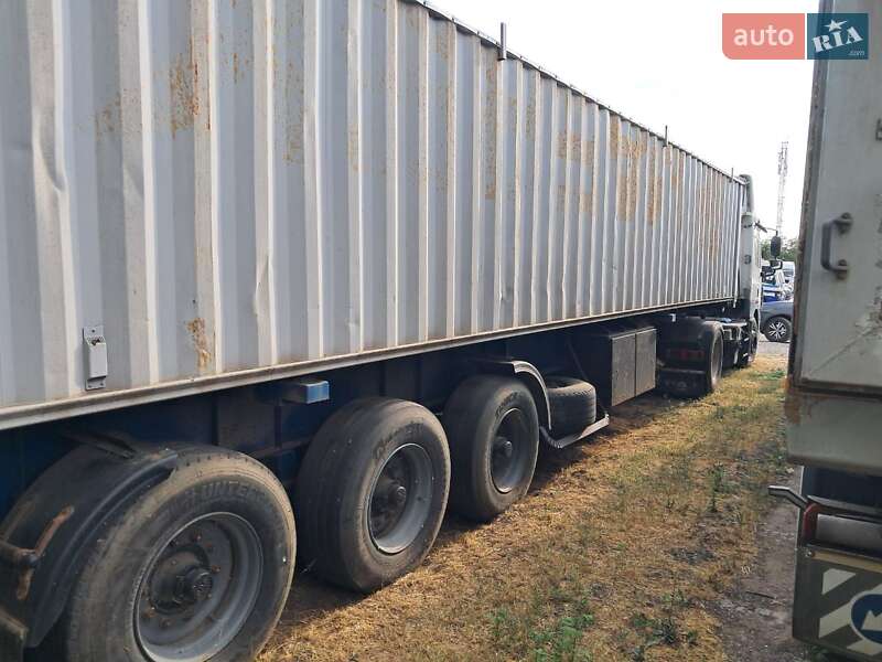 Контейнеровоз DAF CF 2008 в Доброславі