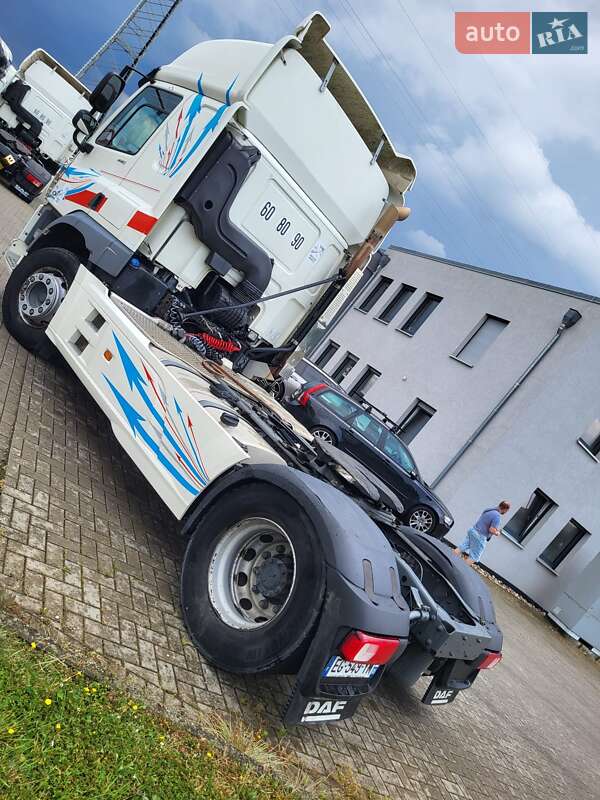 Тягач DAF CF 2016 в Ирпене