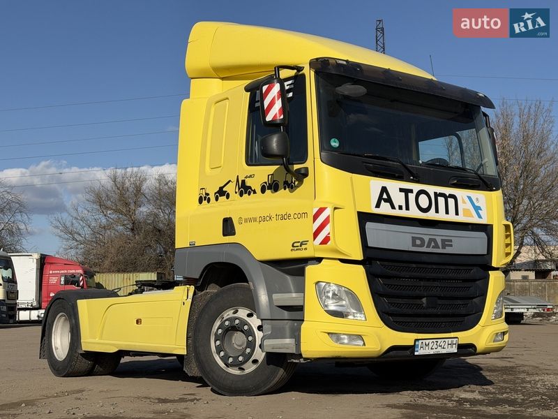 Тягач DAF CF 2015 в Житомирі