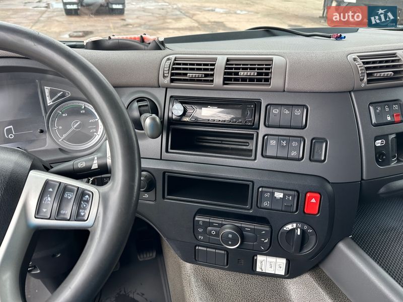Тягач DAF CF 2018 в Киеве