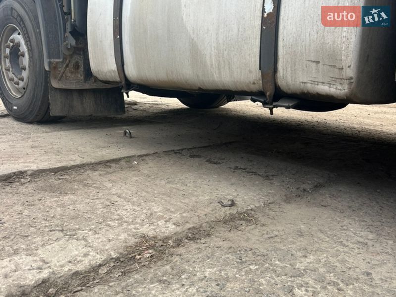Цистерна DAF CF 2011 в Березані