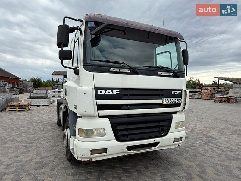 Тягач DAF CF 2006 в Іллінцях