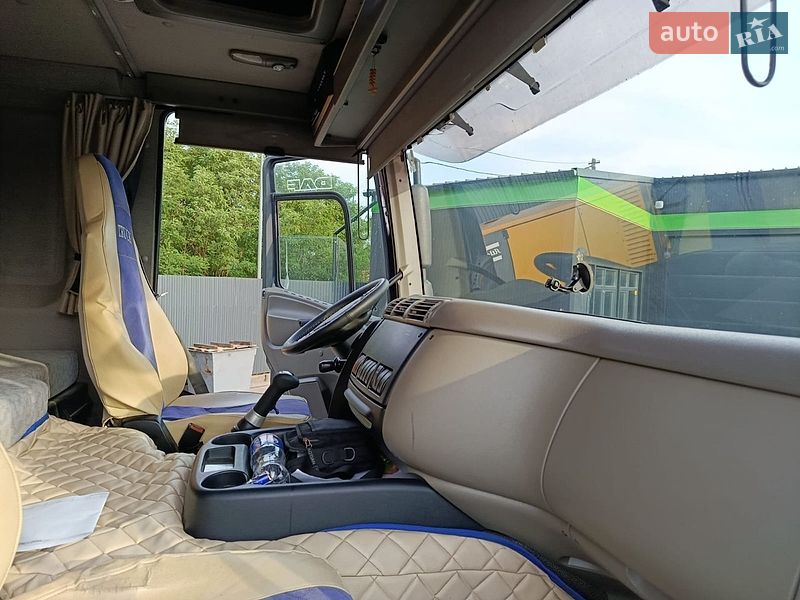 Самоскид DAF CF 2010 в Великих Мостах