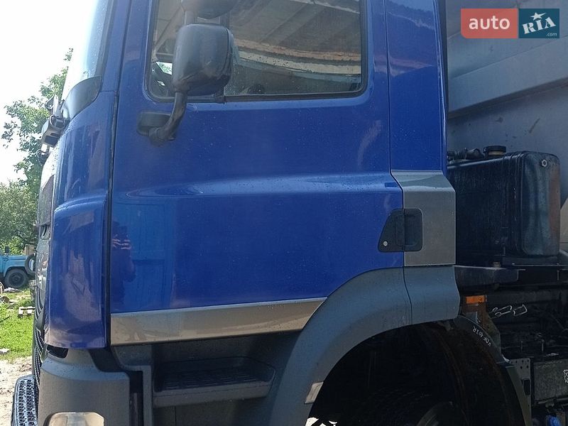 Самоскид DAF CF 2017 в Ромнах