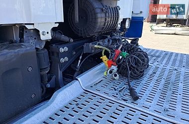 Тягач DAF CF 2015 в Черкасах