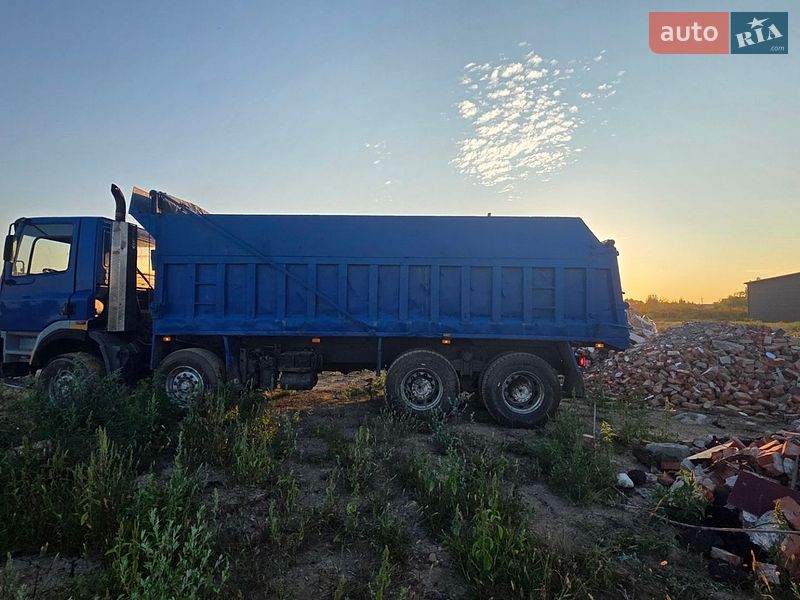 Самоскид DAF CF 2000 в Ужгороді