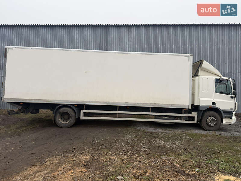Грузовой фургон DAF FA 2015 в Шепетовке