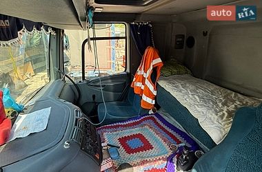 Грузовой фургон DAF FA 2003 в Киеве