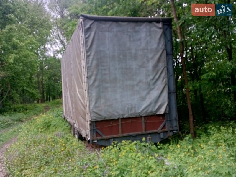 Тентований DAF FA 2004 в Звенигородці