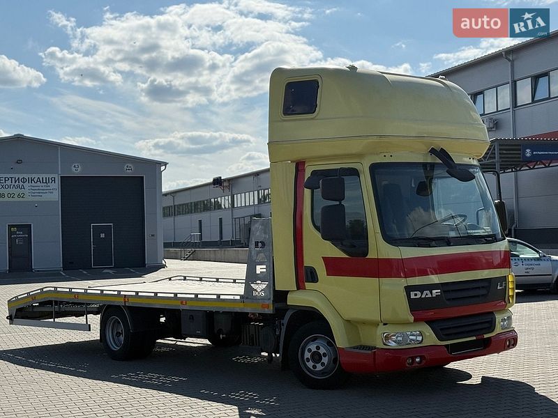 Евакуатор DAF FA 2007 в Нововолинську