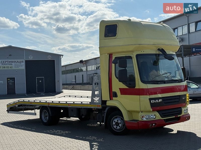 Евакуатор DAF FA 2007 в Нововолинську