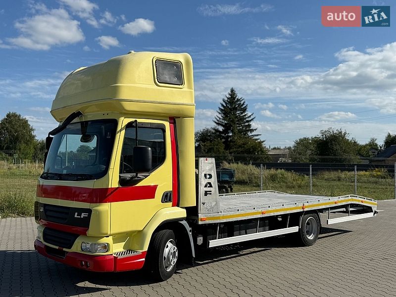 Евакуатор DAF FA 2007 в Нововолинську