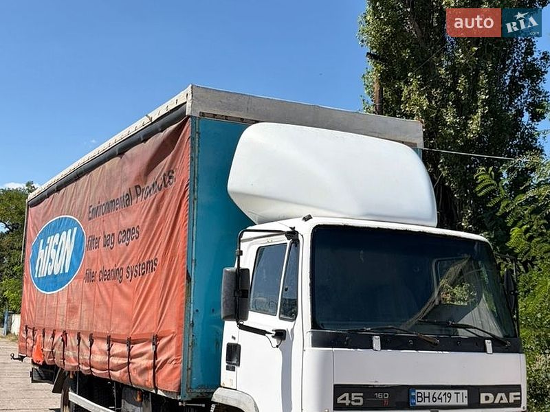 Тентований DAF FA 2003 в Арцизові