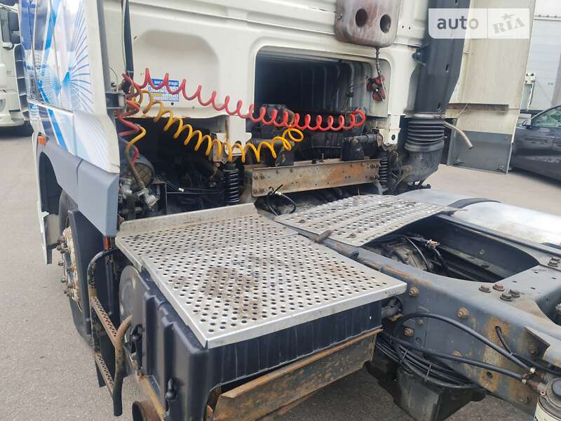 Тягач DAF FT 95 2006 в Львове