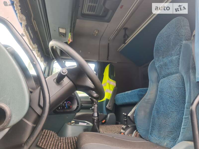 Тягач DAF FT 95 2006 в Львове