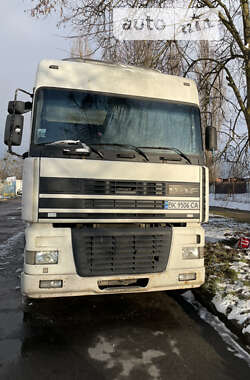 Тентованый DAF FT 2000 в Ровно