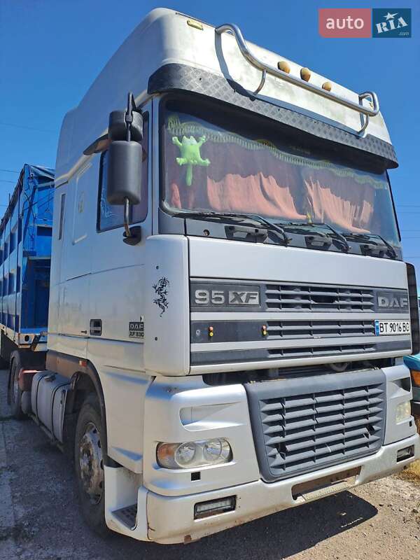 Зерновоз DAF FT 2000 в 