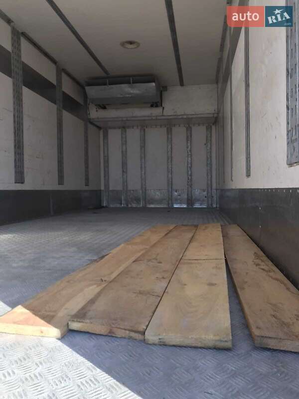 Контейнеровоз DAF FT 2006 в Миколаєві