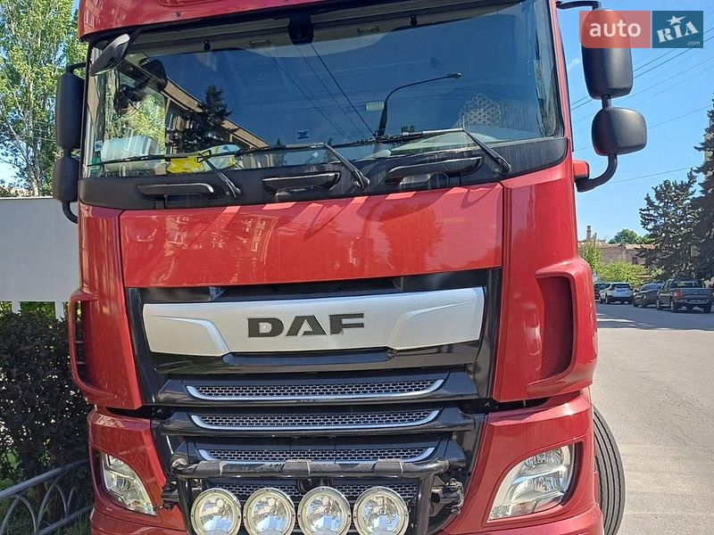 Тягач DAF FT 2017 в Судовой Вишне