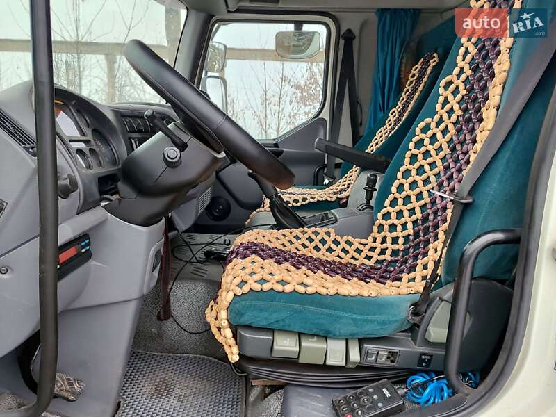 Эвакуатор DAF LF 2004 в Ковеле