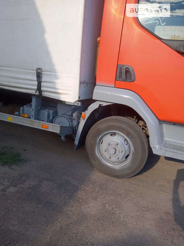 Тентованый DAF LF 2005 в Тростянце