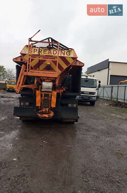 Піскорозкидальна машина DAF LF 2012 в Василькові