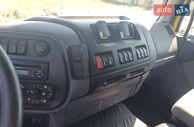 Грузовой фургон DAF LF 2007 в 