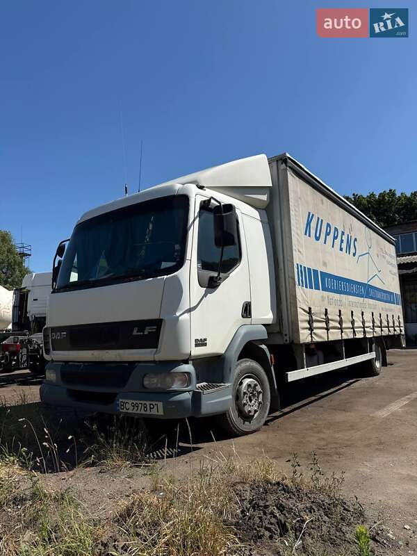 Тентований DAF LF 2001 в 