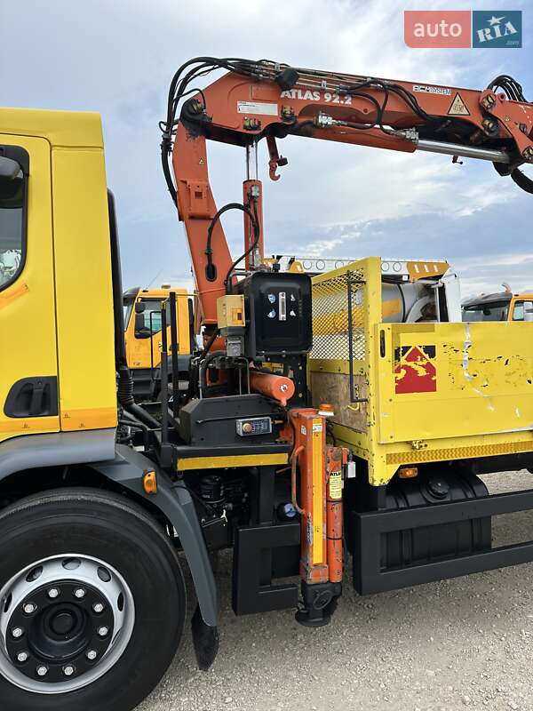 Кран-манипулятор DAF LF 2012 в Тернополе