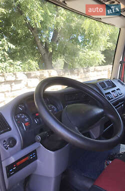 Грузовой фургон DAF LF 2006 в 