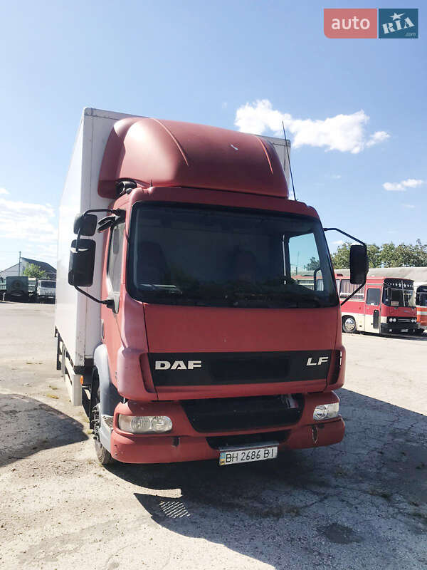 Грузовой фургон DAF LF 2006 в 