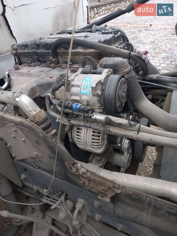 Грузовой фургон DAF LF 2005 в Скалате