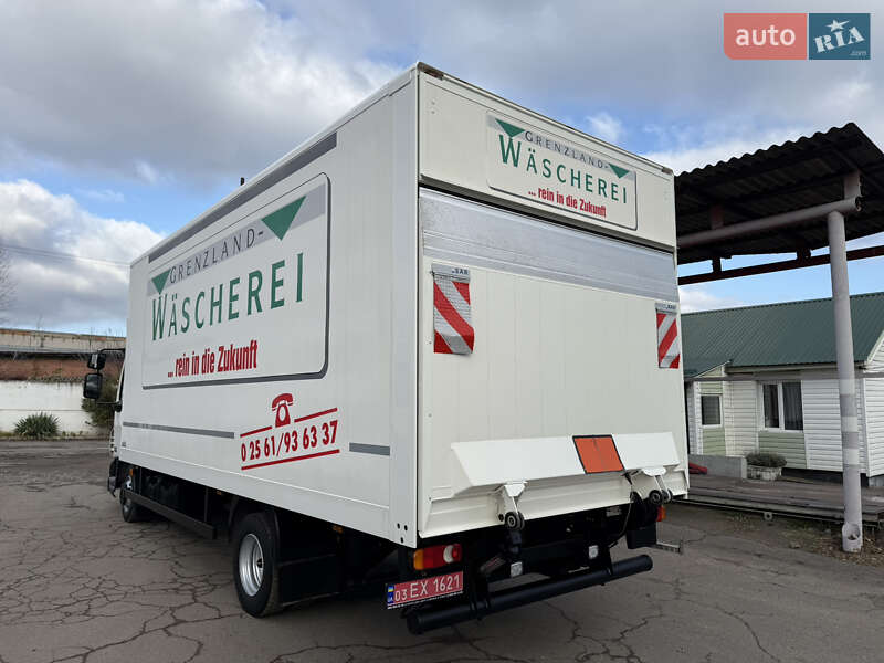 Вантажний фургон DAF LF 2013 в Рівному