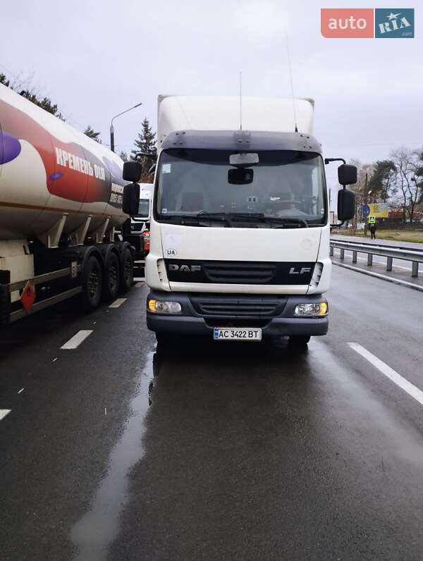 Вантажний фургон DAF LF 2012 в Ратному
