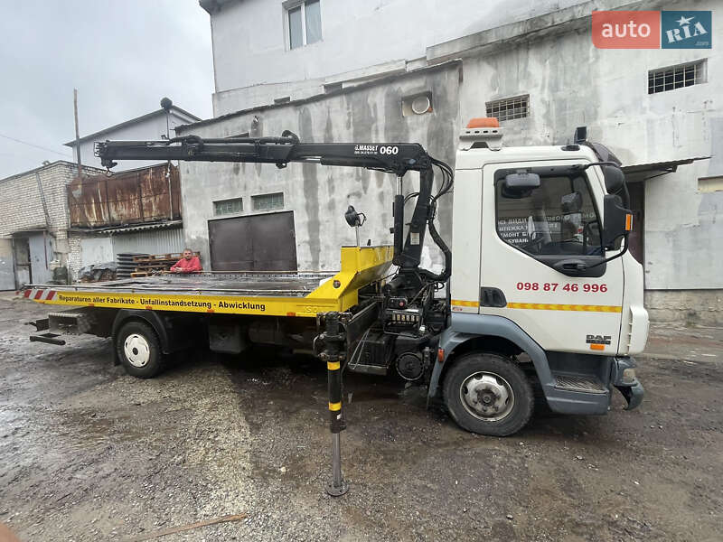 Евакуатор DAF LF 2006 в Львові