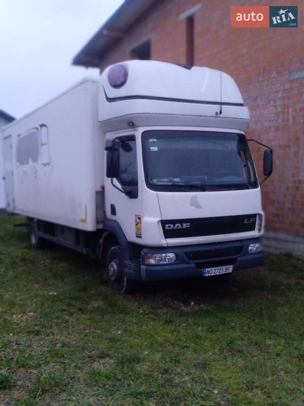Вантажний фургон DAF LF 2006 в Львові
