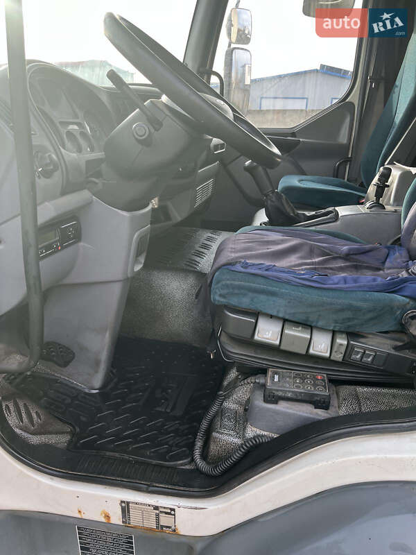 Тентованый DAF LF 2003 в Луцке